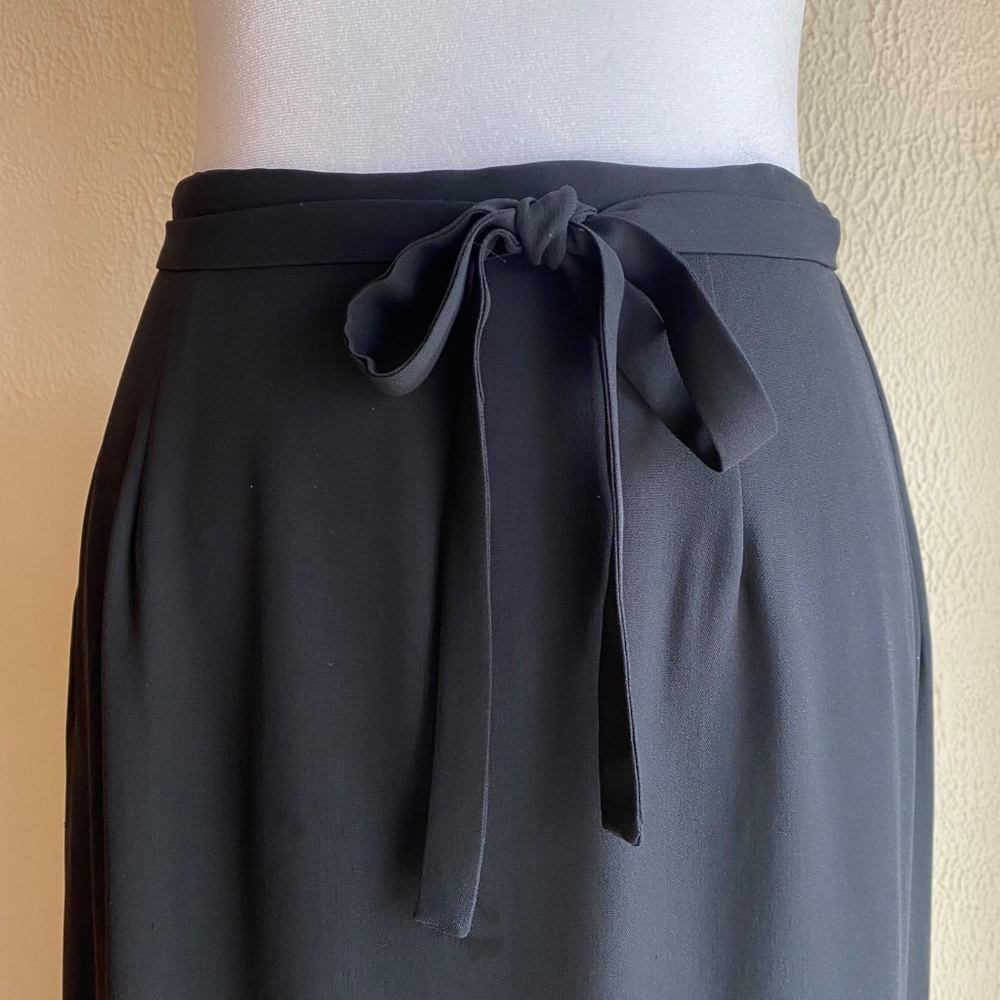 Banana Republic black silk crepe wrap maxi skirt Size 4 - Picture 3 of 15